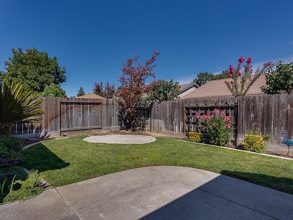4th image of 2713 Amadeus Dr