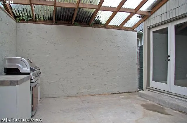 1225 NE 42nd Ave — Photo 30