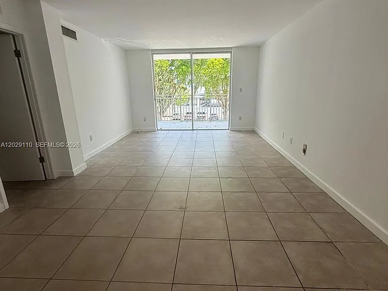 750 NE 64th St #B316 — Photo 17
