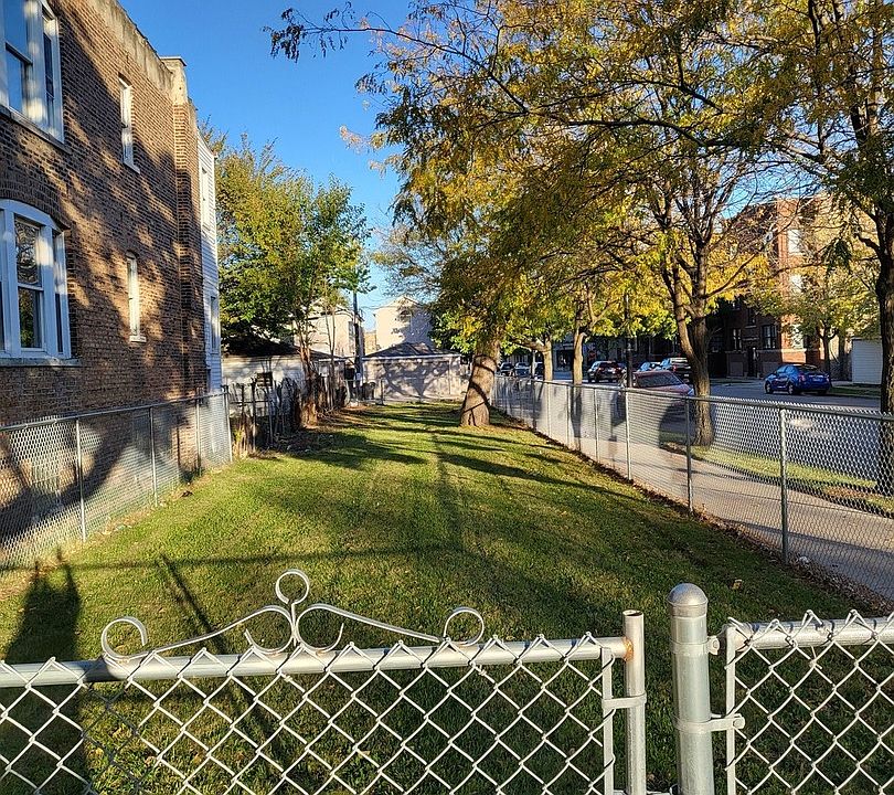 2nd image of 6859 S Wabash Ave