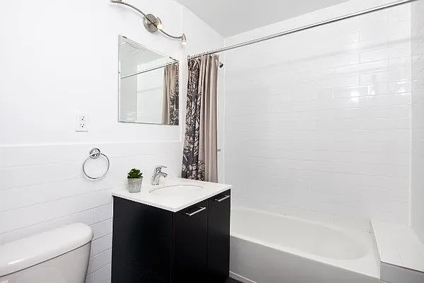 Rented by Bold New York | media 35