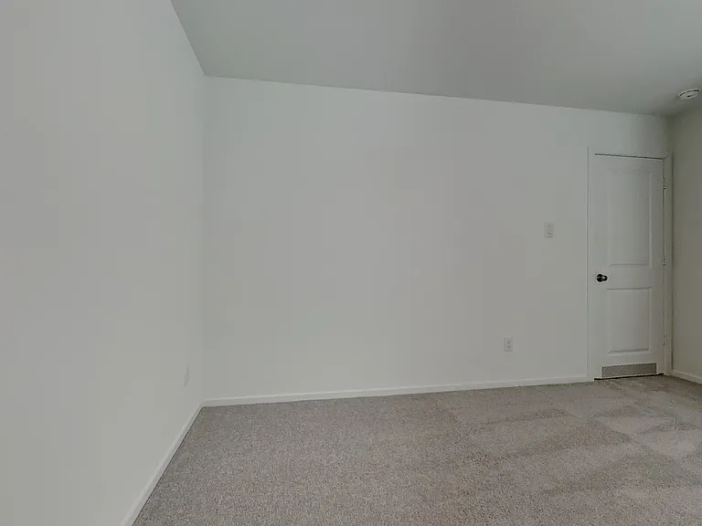 936 Capracotta Dr — Photo 10