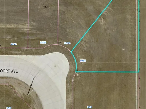 1062 Vandervoort Ave, Grand Island, NE 68801