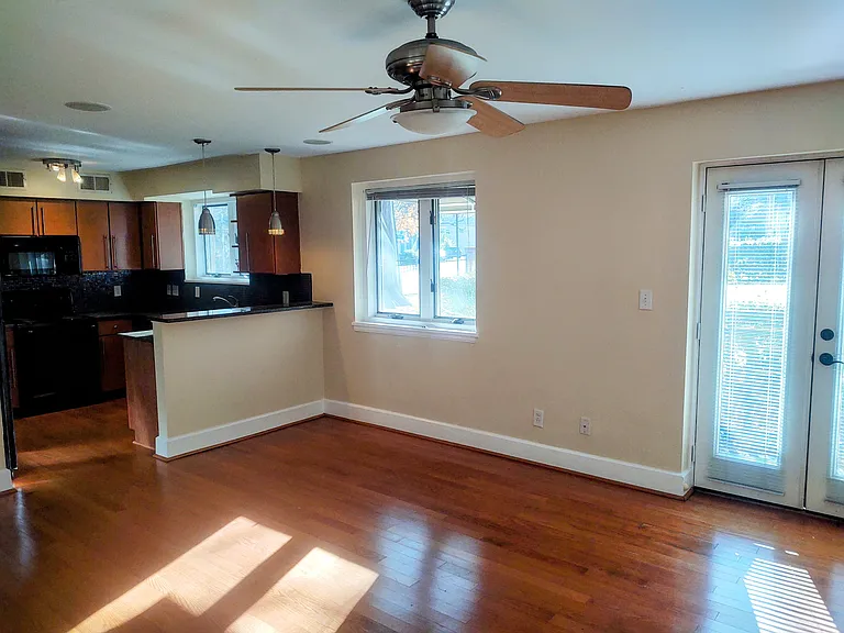 201 N Dotger Ave #C7 — Photo 7