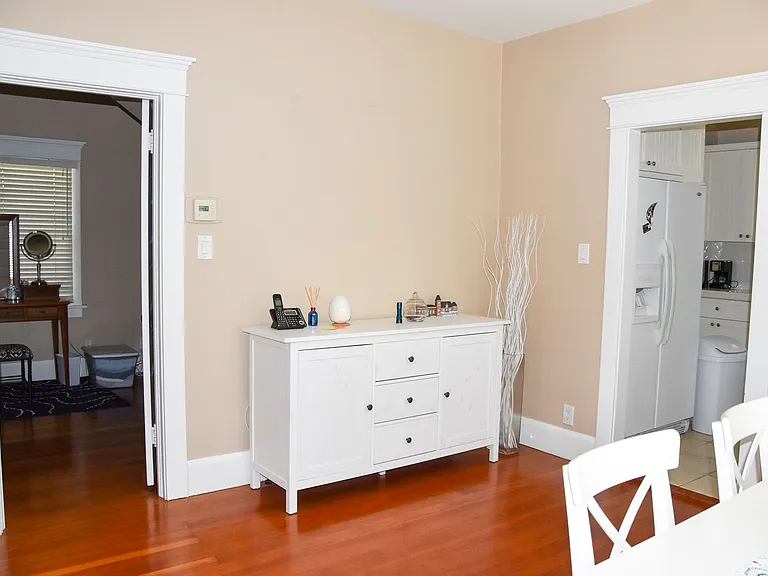 227 N Cleveland St — Photo 36