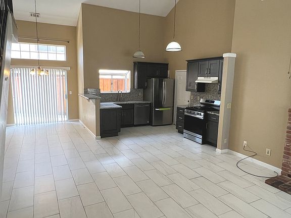 5th image of 5354 Meadow Wood Ln