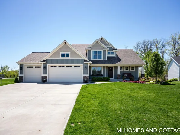 9994 Serengeti Ln, Zeeland, MI 49464