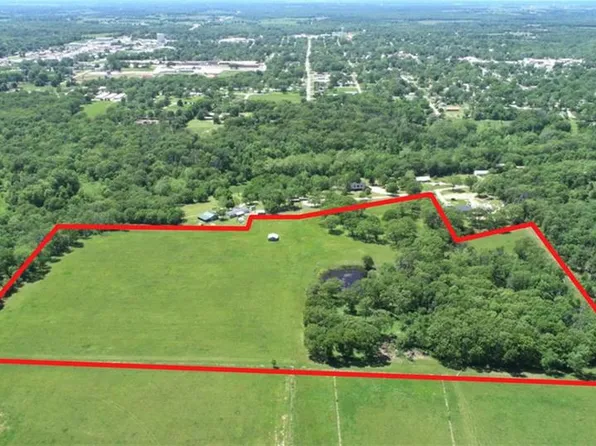 S 325th Rd, El Dorado Springs, MO 64744