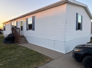 543 Continental Cir, Davison, MI 48423