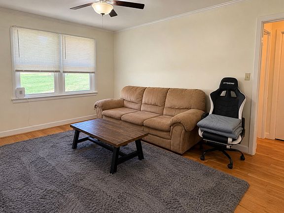 2nd image of 116 Buena Vista Ave #B