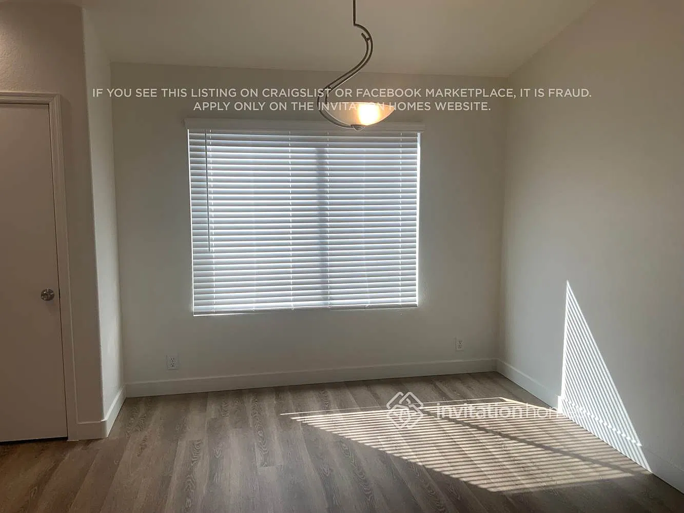 3302 West Tina Ln Phoenix, AZ 85027 — Photo 2