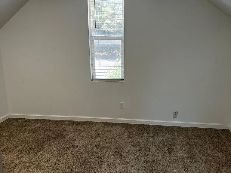 Upstairs Bedroom #1
