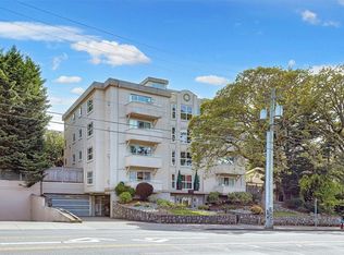 1361 Hillside Ave #303, Victoria, BC