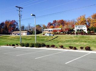 935 Old Franklin Tpke, Rocky Mount, VA 24151