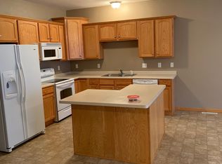 5205 Weatherstone Dr NW, Rochester, MN 55901