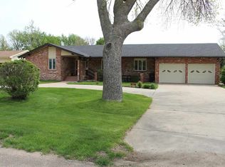 408 N 5th Ave, Kenesaw, NE 68956