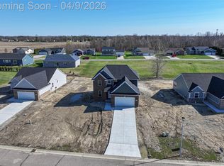 10198 Hunt Dr, Davison, MI