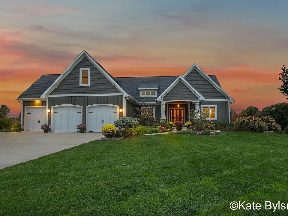 1st image of 5745 Pettis Ct NE