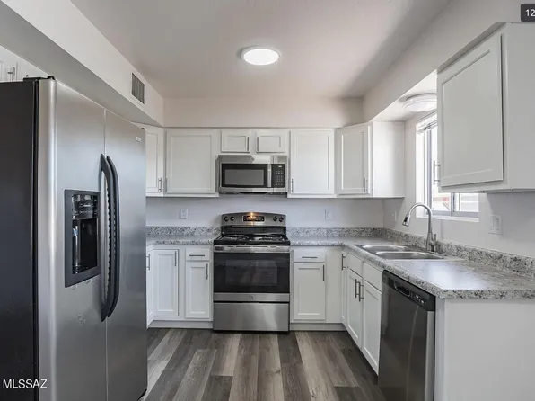 1108 E Fort Lowell Rd #1110, Tucson, AZ 85719