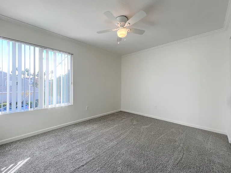 Rancho Coronado Condos — Photo 36
