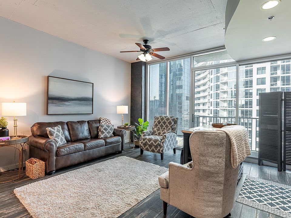 1st image of 301 Demonbreun St Unit 1407