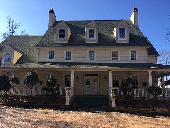 2nd image of 129 Hillmont Dr