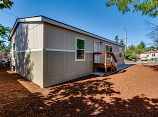 401 S 52nd St, Springfield, OR 97478