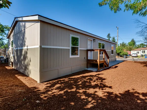 401 S 52nd St, Springfield, OR 97478