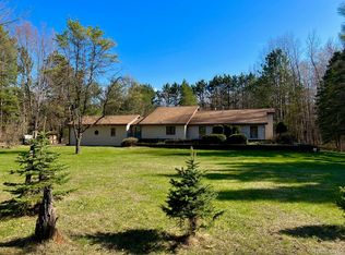 3421 Pine Dr, Caro, MI 48723