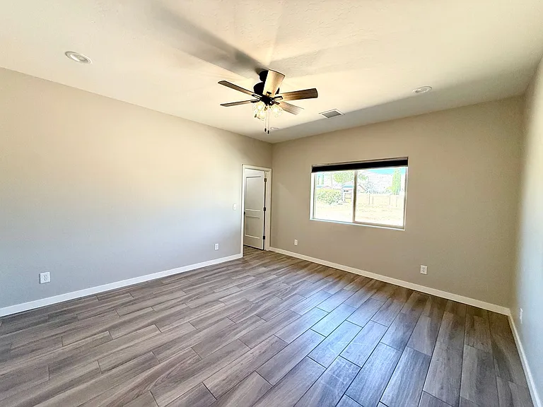 3676 N Valley View Dr — Photo 20