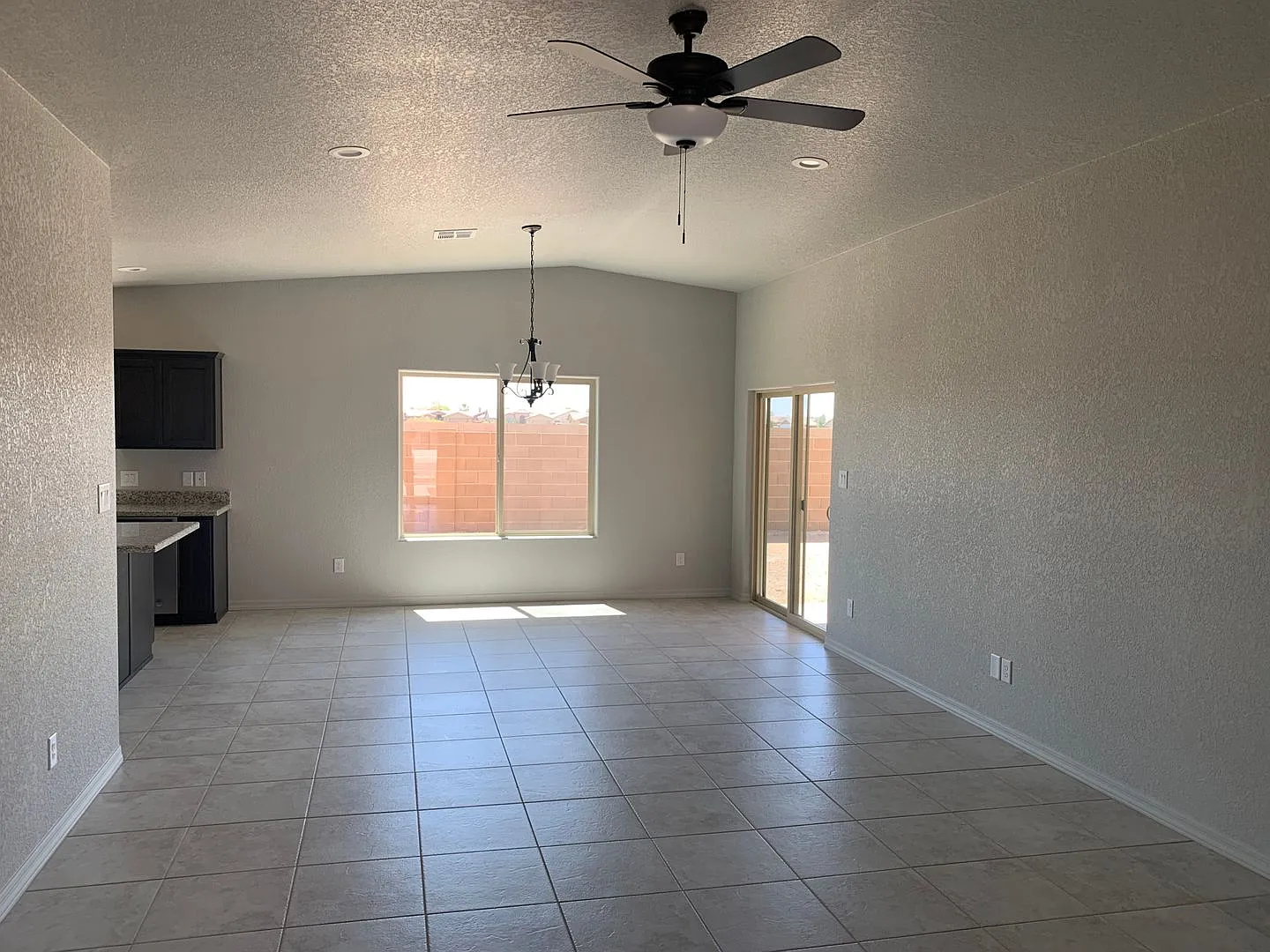 - 12e Subdivision — Photo 2