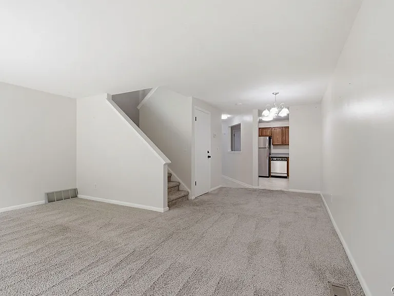 8457 Bubbling Springs Dr — Photo 14