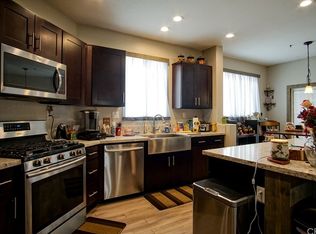 13636 Dellwood St, Victorville, CA 92392