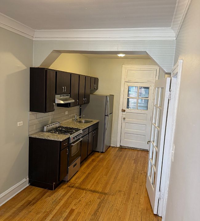1st image of 1508 W Fargo Ave #1S