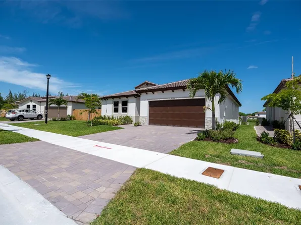 2978 SE 25th Ave, Homestead, FL 33035