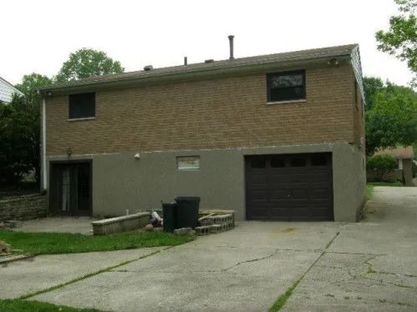 336 Brookforest Dr, Cincinnati, OH 45238