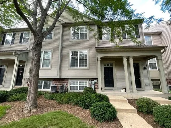 1065 Chadwick Dr, Grayslake, IL 60030