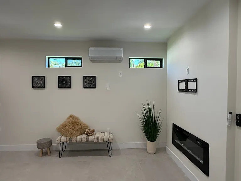 6224 Zelzah Ave — Photo 5