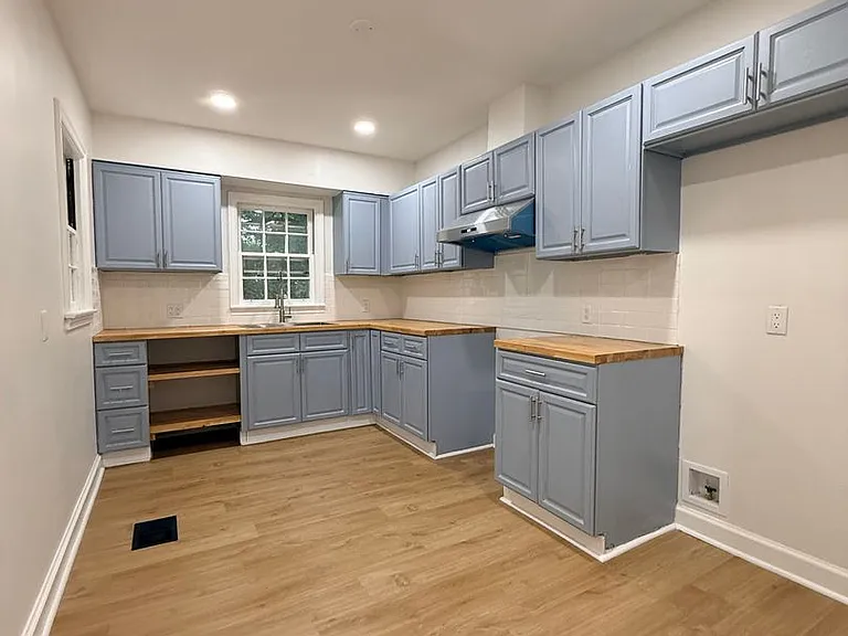 3556 N Wareingwood Dr — Photo 22