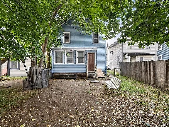 3rd image of 72 Wisner Ave