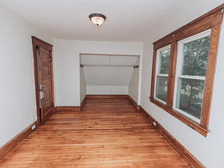 1437 Alameda Ave — Photo 7