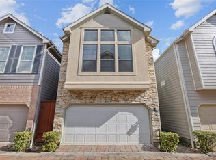 2915 Clinton Dr, Houston, TX 77020