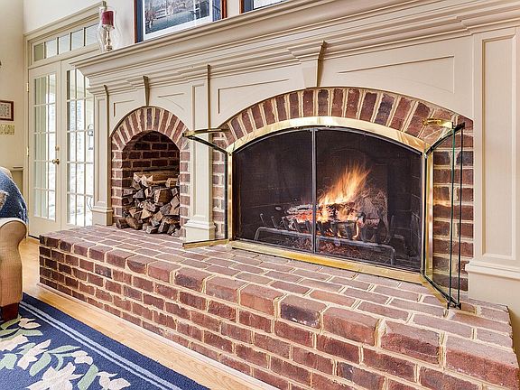 5th image of 9909 Blackmore Vale Way