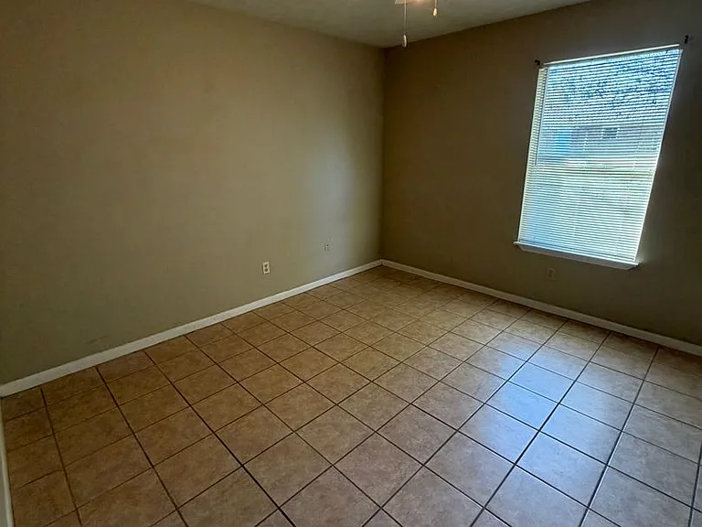 600 Bob Little Rd #15 — Photo 4