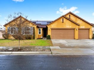 1026 Legend Pl, Lemoore, CA 93245