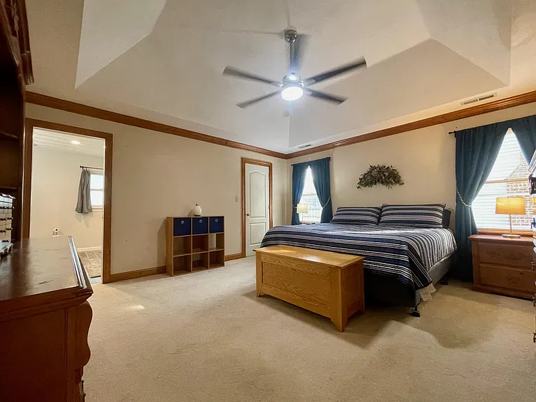 413 Southern Oak Dr — Photo 29