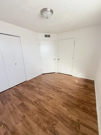 CATALINA VISTA APARTMENTS — Photo 63