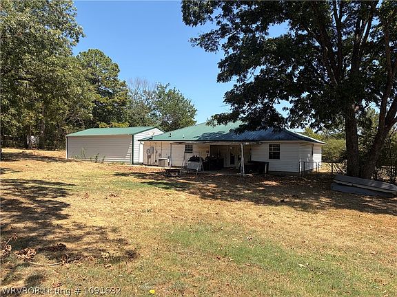 3rd image of 3901 Webster Branch Rd