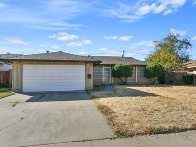 7400 Nomad Way, Sacramento, CA, 95828