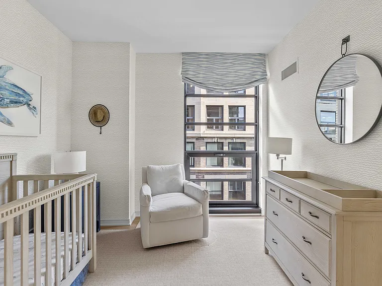 580 Washington St #1002 — Photo 25